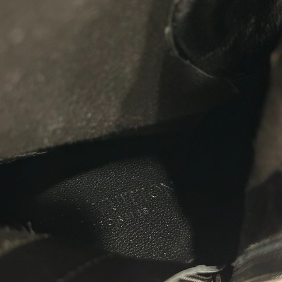 Louis Vuitton Boots Women Size 39 Black Patent Silhouette Ankle Booties Zip - Picture 10 of 16